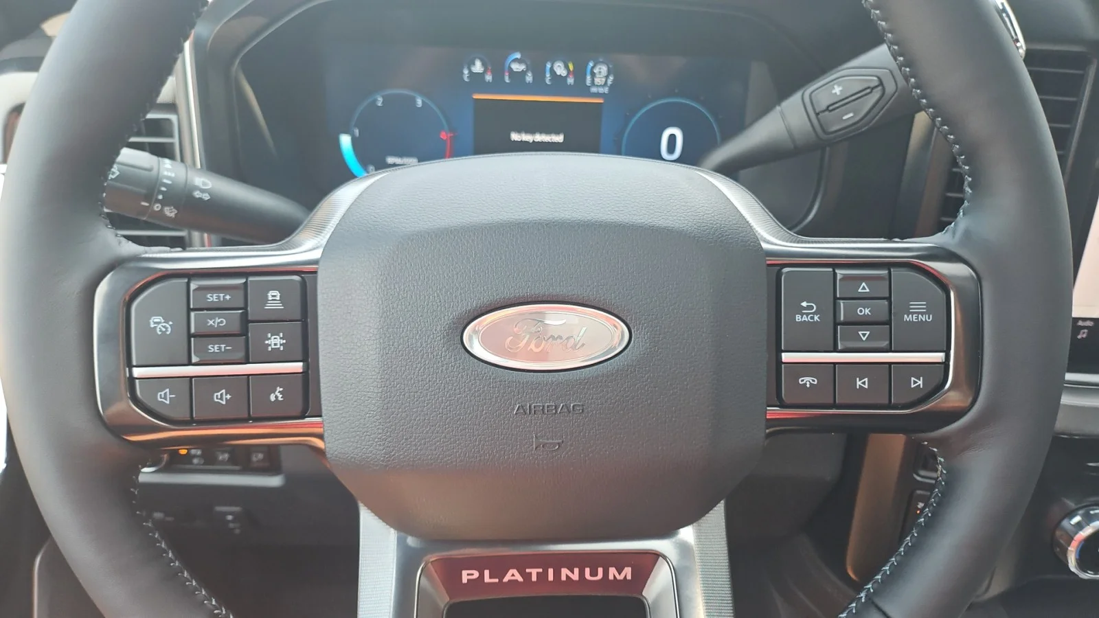 New 2026 Star White Metallic Tri-Coat Ford Platinum 4WD image 17