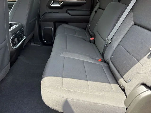 Used 2022 Red GMC Elevation image 18