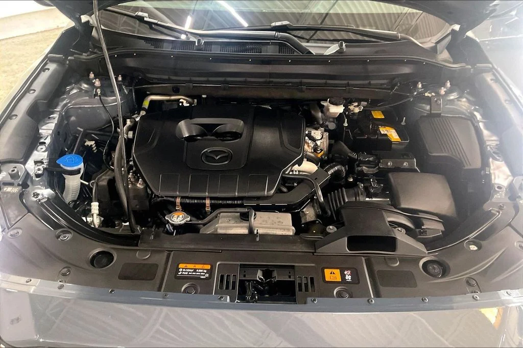 Used 2025 Gray Mazda 2.5 S Carbon Edition image 9