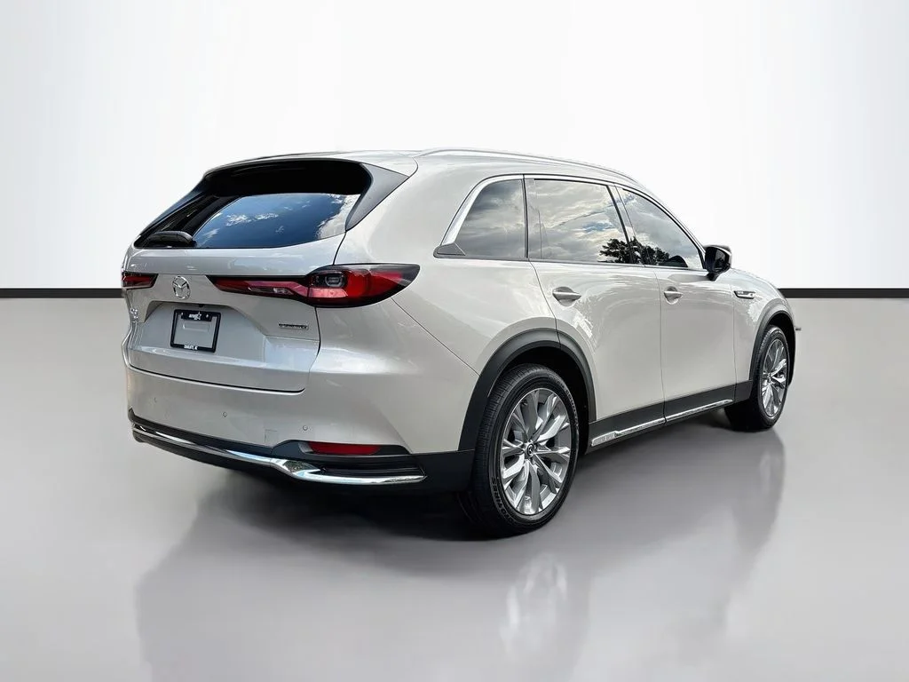 New 2026 Silver Mazda 3.3 Turbo Premium Plus image 7