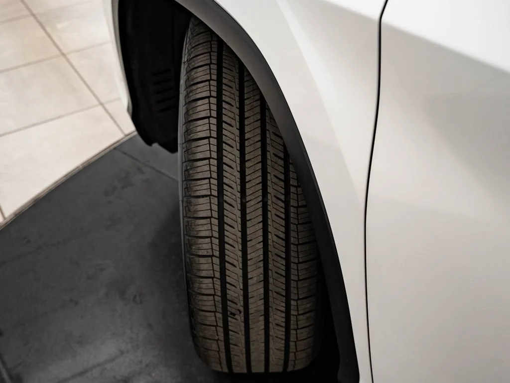 Used 2017 Eminent White Pearl Lexus 350 image 48