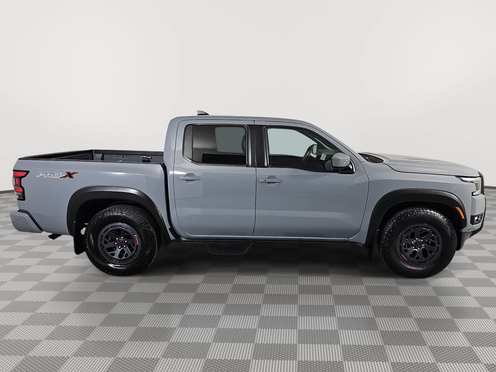 Used 2025 Gray Nissan PRO-X image 9