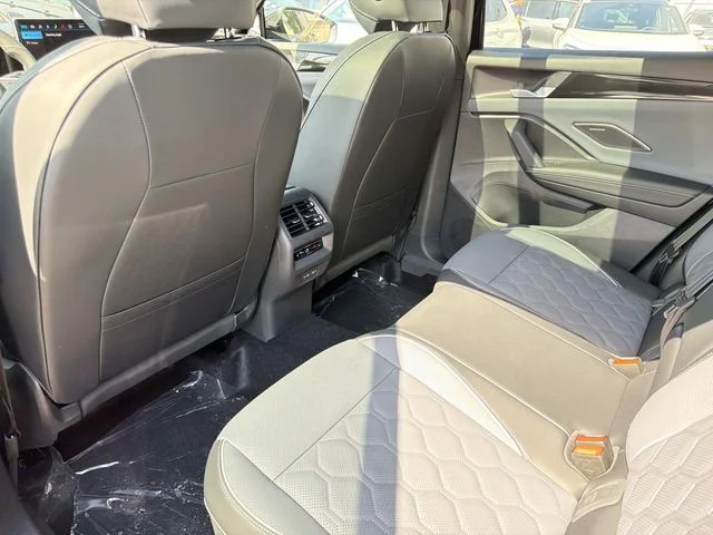 New 2026 Black Volkswagen 2.0T SEL R-Line Turbo image 10