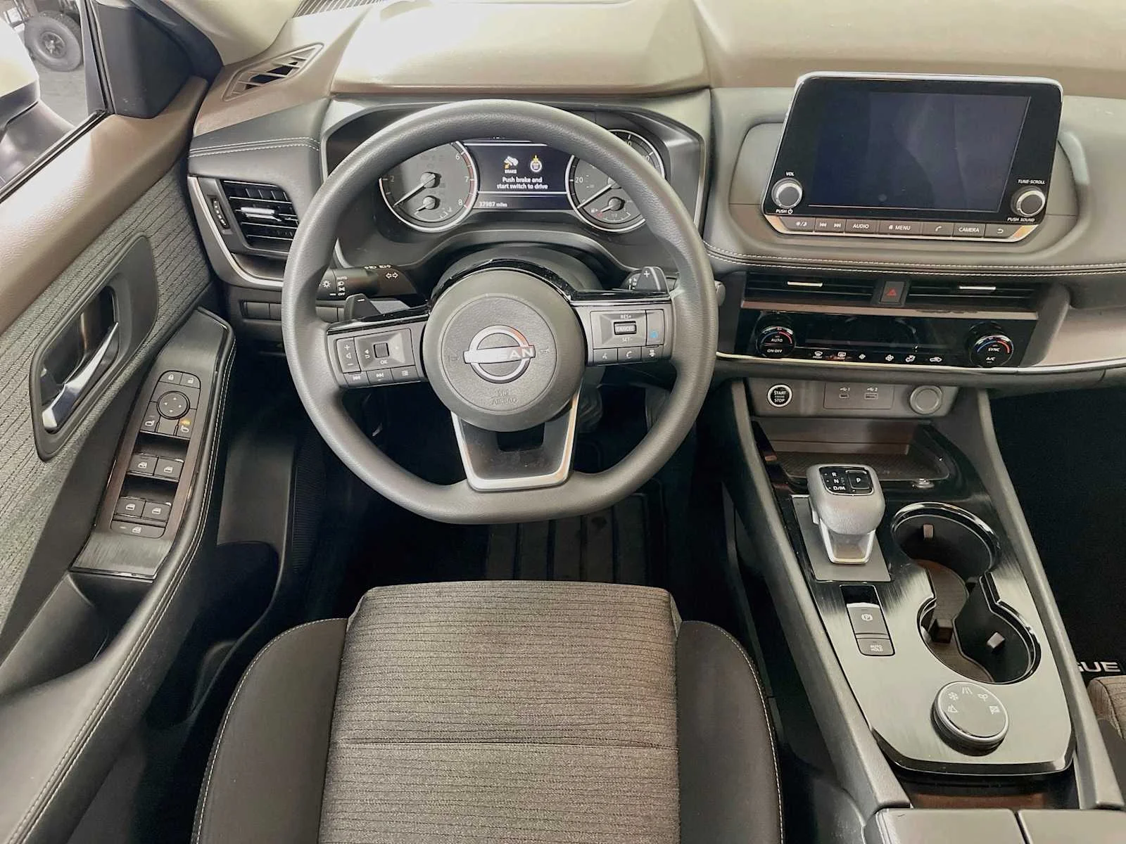 Certified Used 2023 Pearl White Tricoat Nissan SV image 19