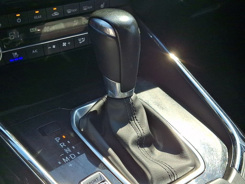 Used 2023 White Mazda Touring Plus image 17