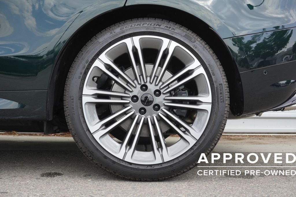 Certified Used 2026 Green Land Rover Dynamic SE image 33