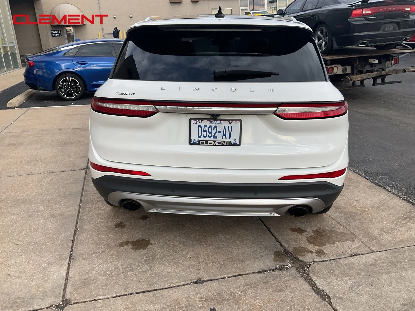 Used 2022 White Lincoln Reserve image 5