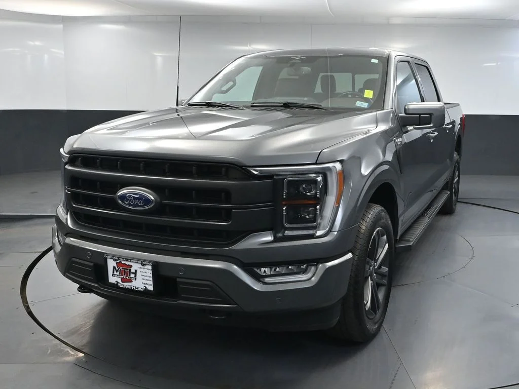 Certified Used 2023 Gray Ford Lariat image 13