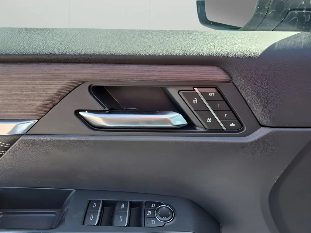 New 2026 Glacier White Tricoat GMC Denali image 28