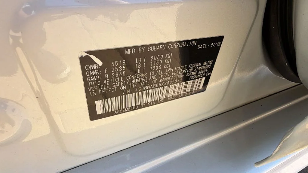 Used 2019 Crystal White Pearl Subaru 2.5i image 30