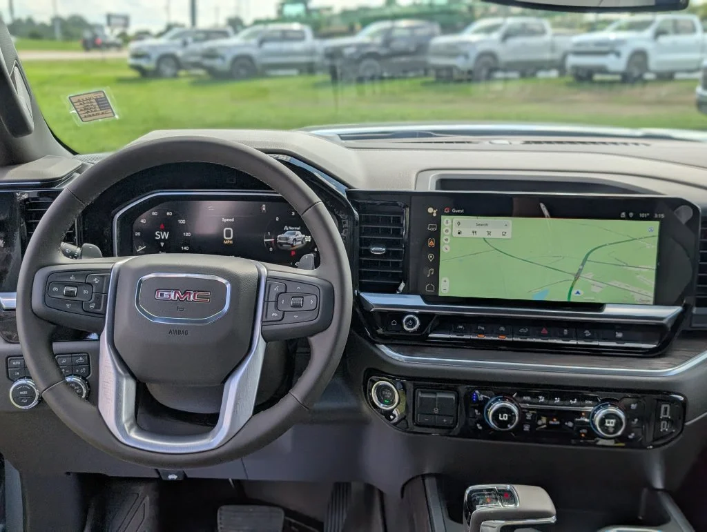 2026 GMC Sierra 1500 SLT - Photo 20