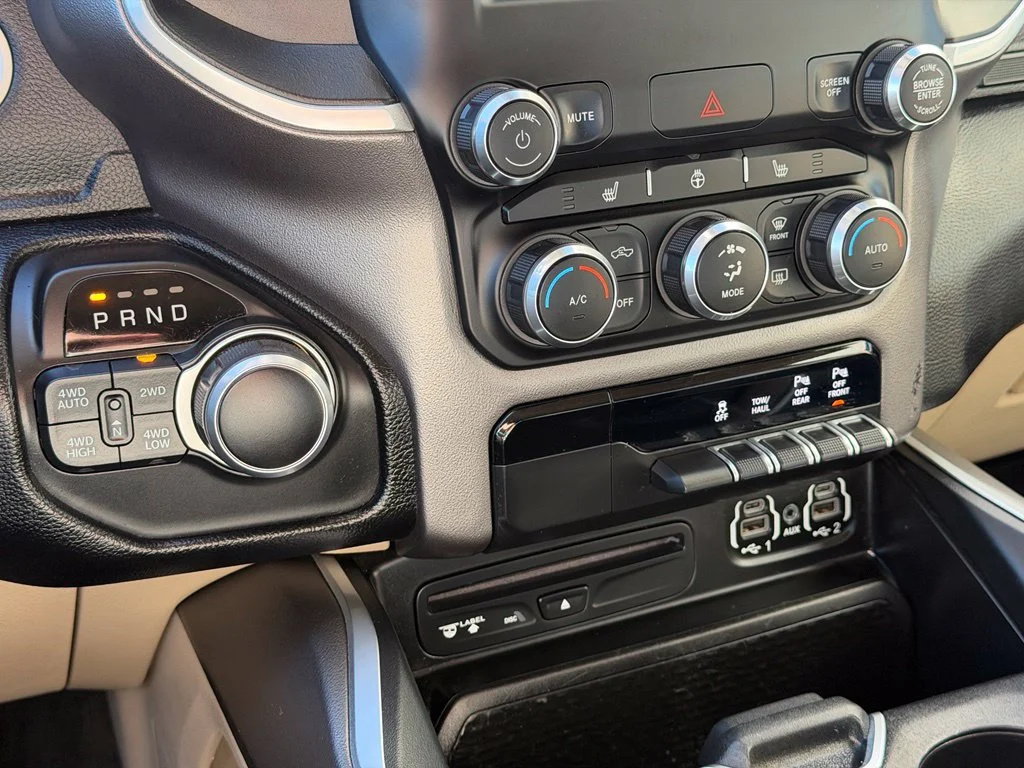 Used 2019 Black Ram Big Horn/Lone Star image 14