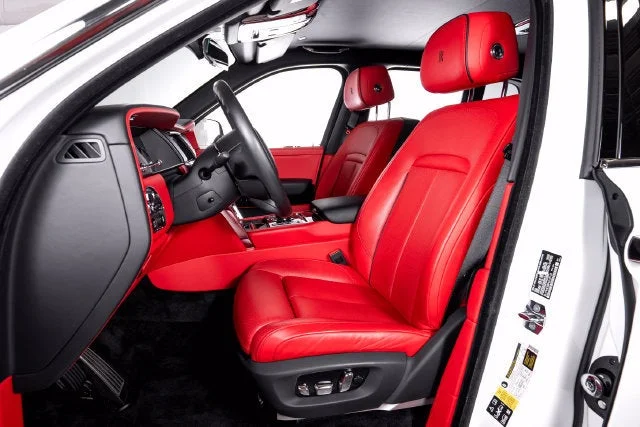 Used 2023 Arctic White Rolls-Royce  image 17