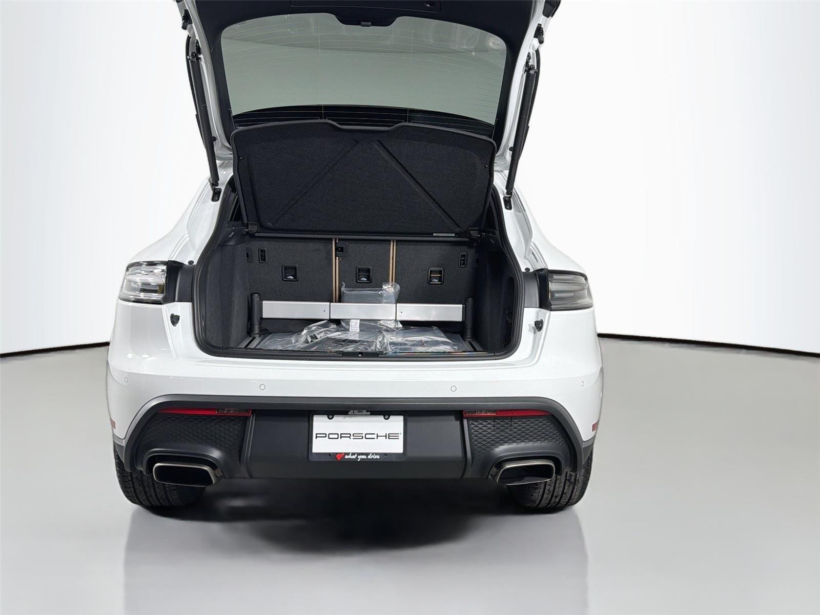 Used 2026 White Porsche  image 36