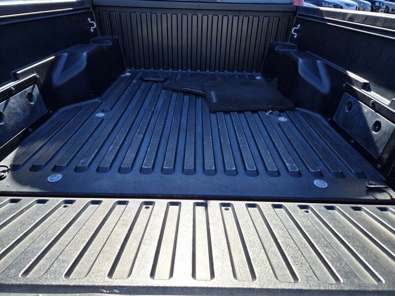 Used 2017 Barcelona Red Metallic TOYOTA SR5 DOUBLE CAB 5