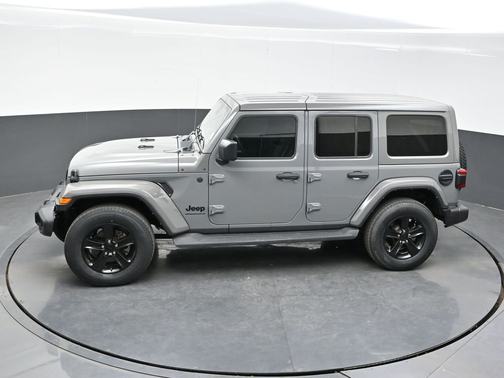 Used 2023 Gray Jeep Altitude image 36