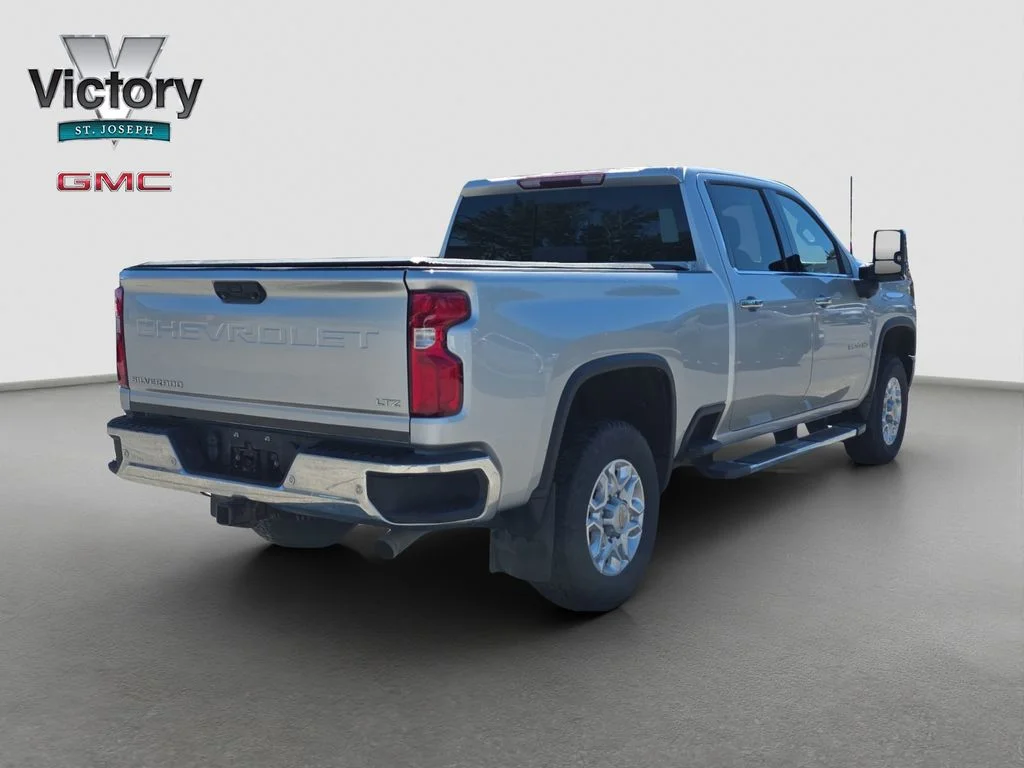 Used 2023 Silver Chevrolet LTZ image 18