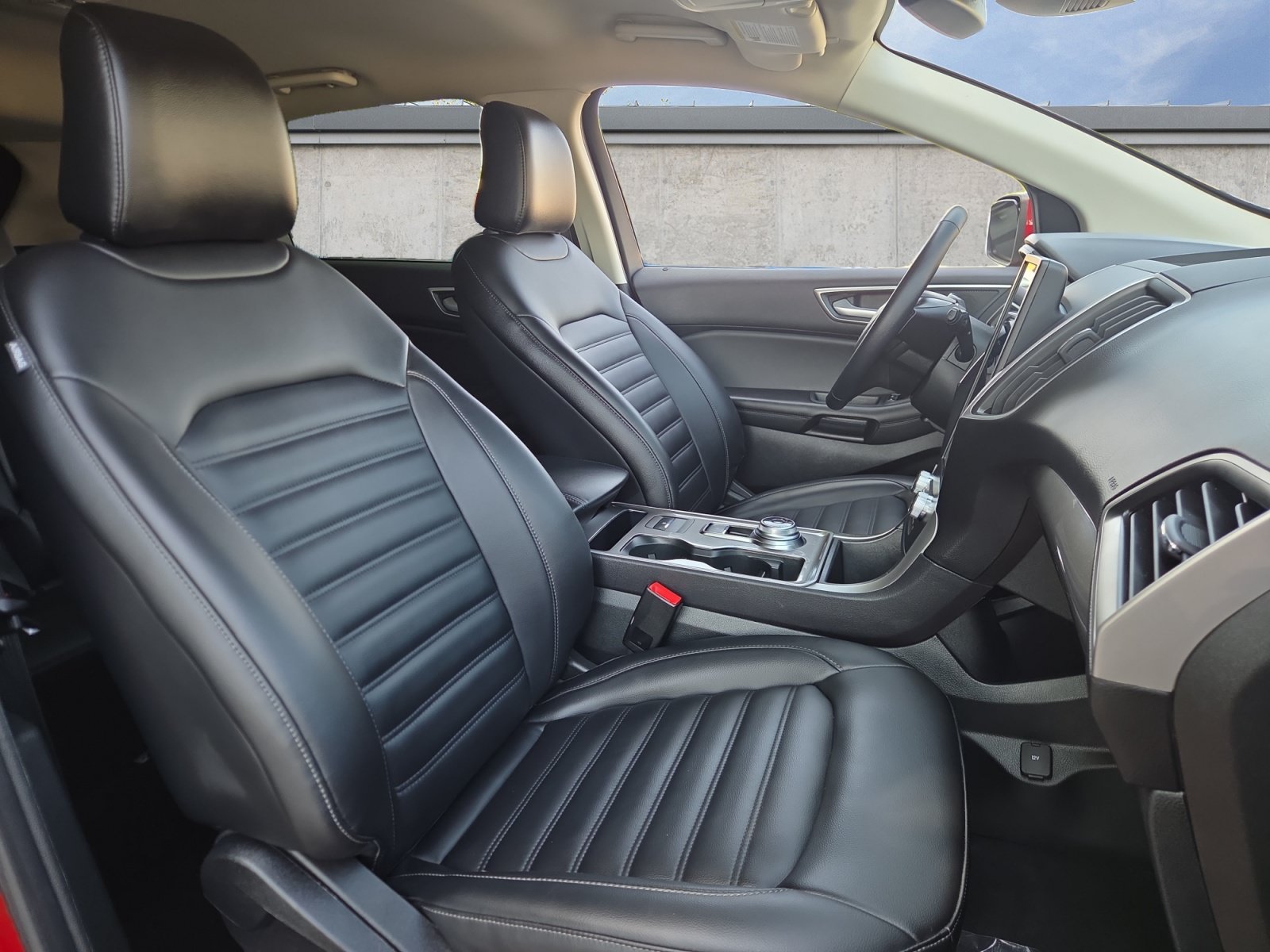 2024 Ford Edge SEL - Photo 15