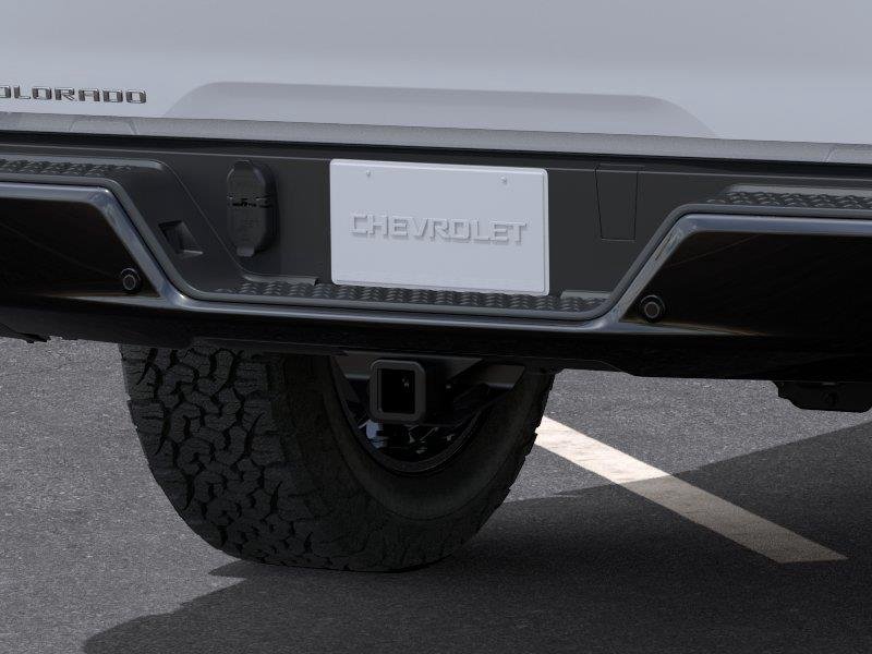 Used 2026 Summit White Chevrolet Z71 image 21
