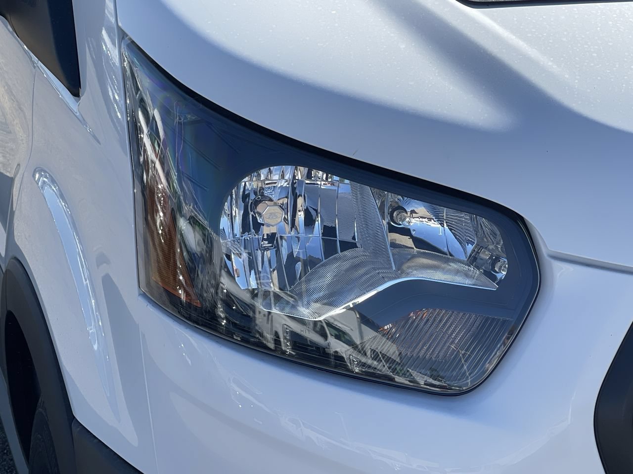 New 2026 Oxford White Ford  image 7