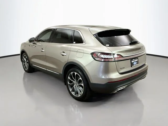 Used 2021 Mocha Lincoln Reserve image 5