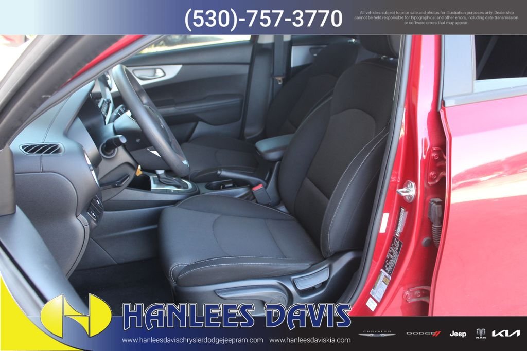 Used 2023 Red Kia LXS image 12