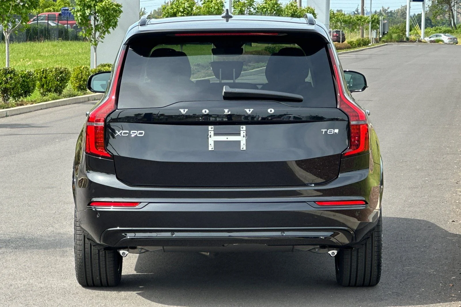 New 2026 Onyx Black Volvo Ultra image 4
