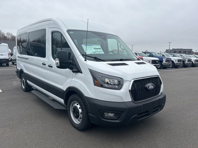 New 2026 Oxford White Ford Passenger Van XL image 1