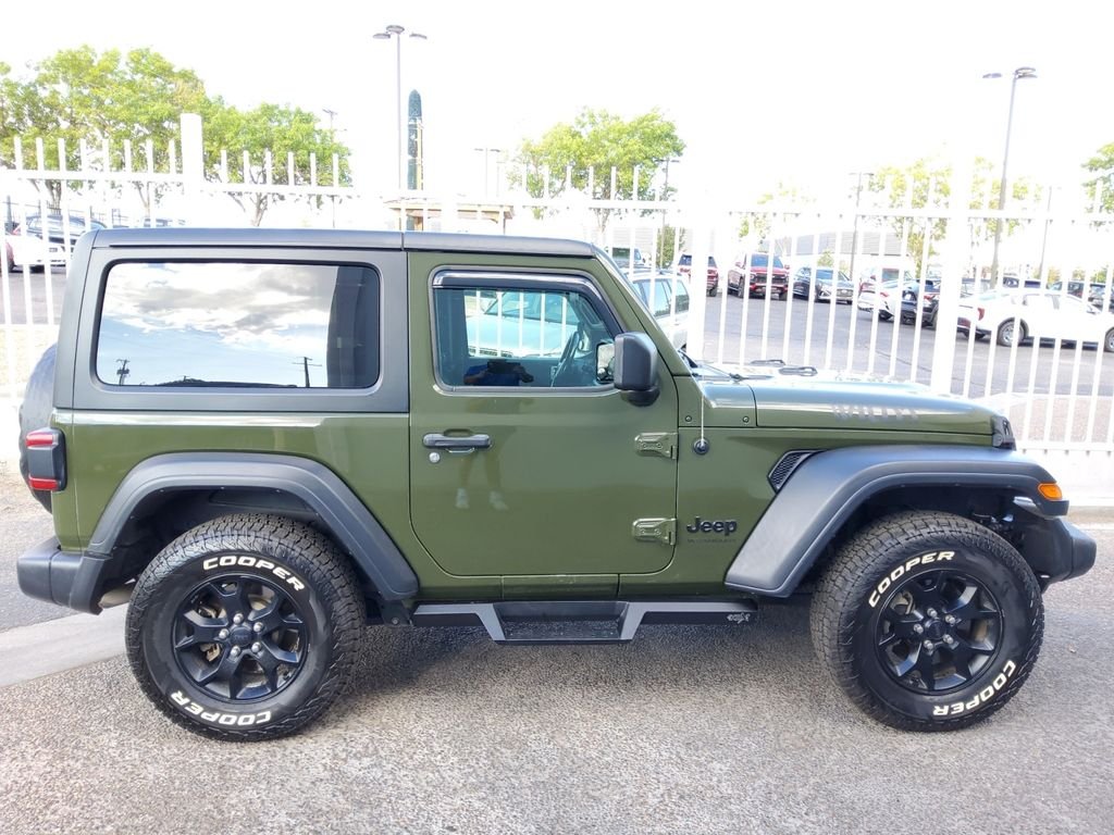 Used 2020 Green Jeep Sport image 28