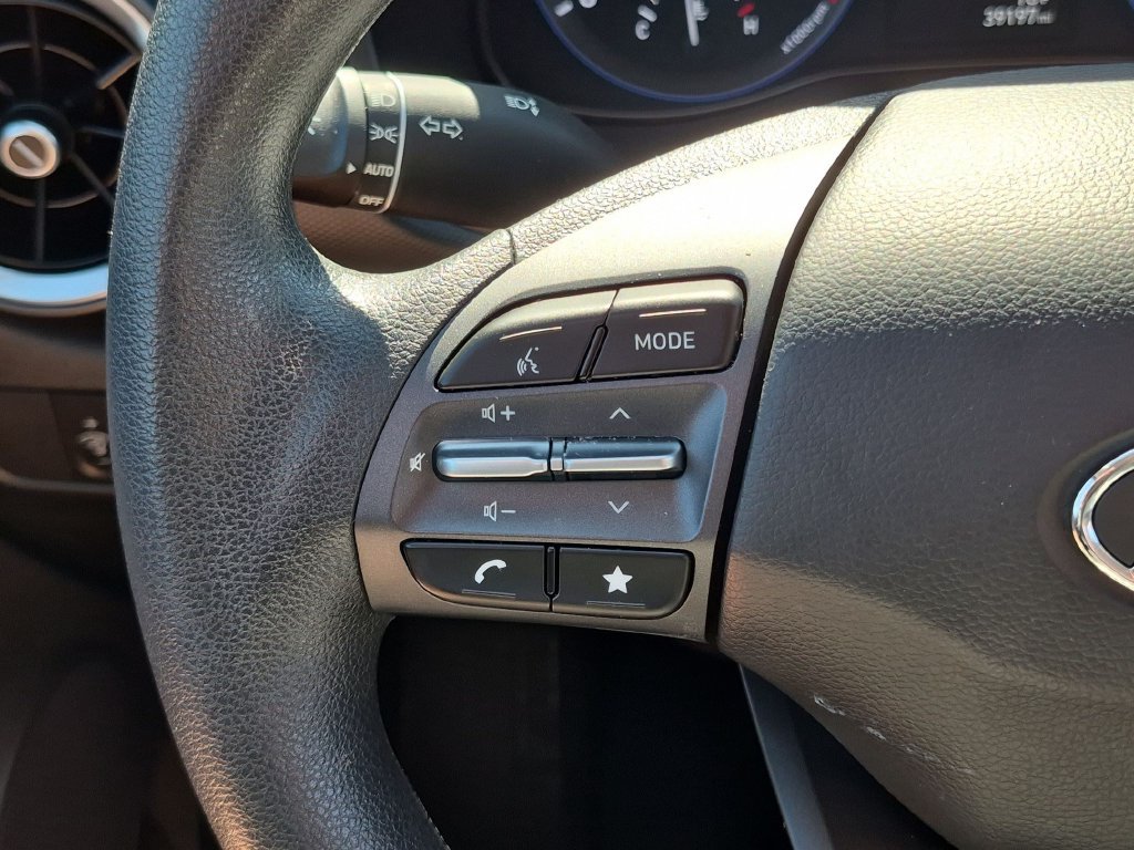 Used 2023 Black Hyundai SEL image 14