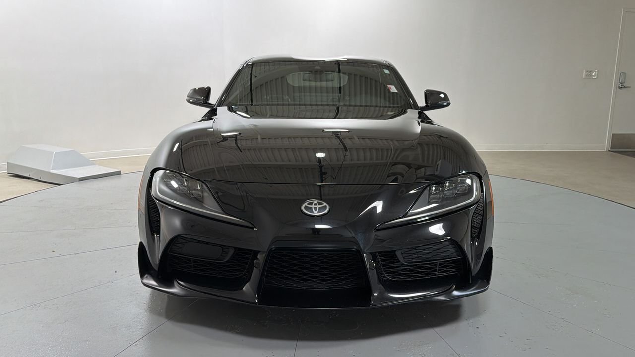 Used 2021  Toyota 3.0 image 2