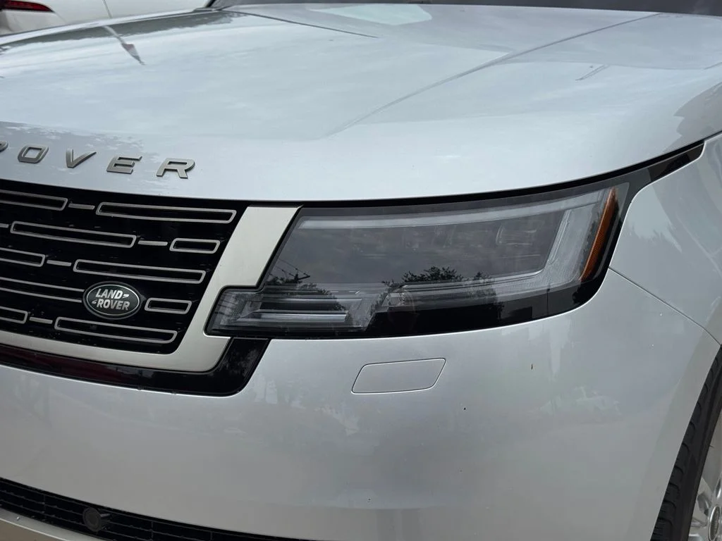 Certified Used 2023 Silver Land Rover SE image 5