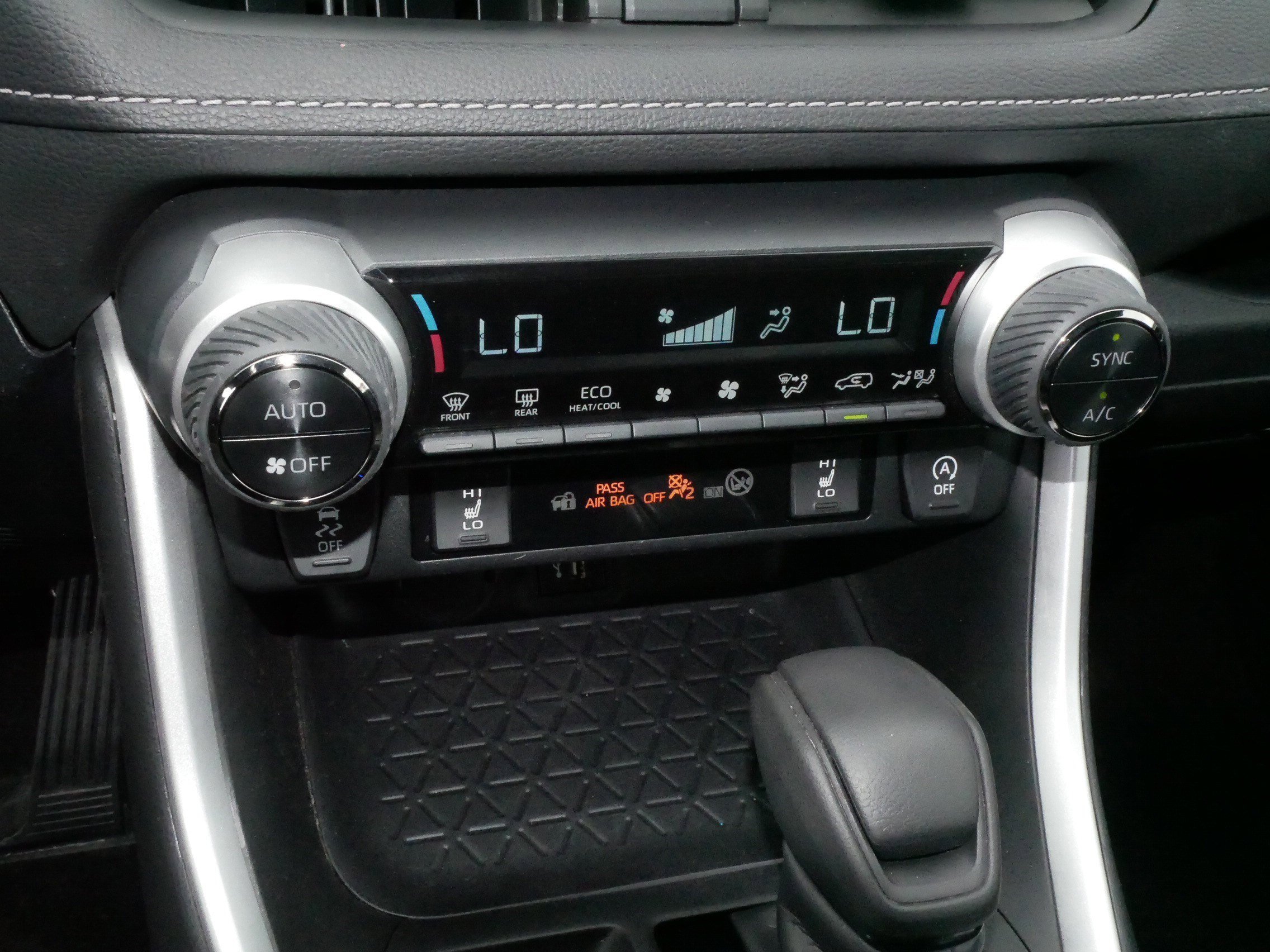 Used 2024 Ice Cap Toyota XLE image 23