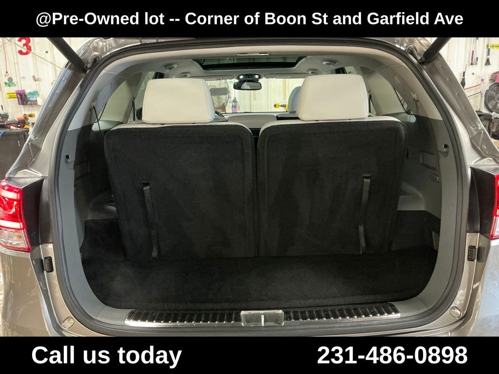 Used 2018 Silver Kia SX image 24