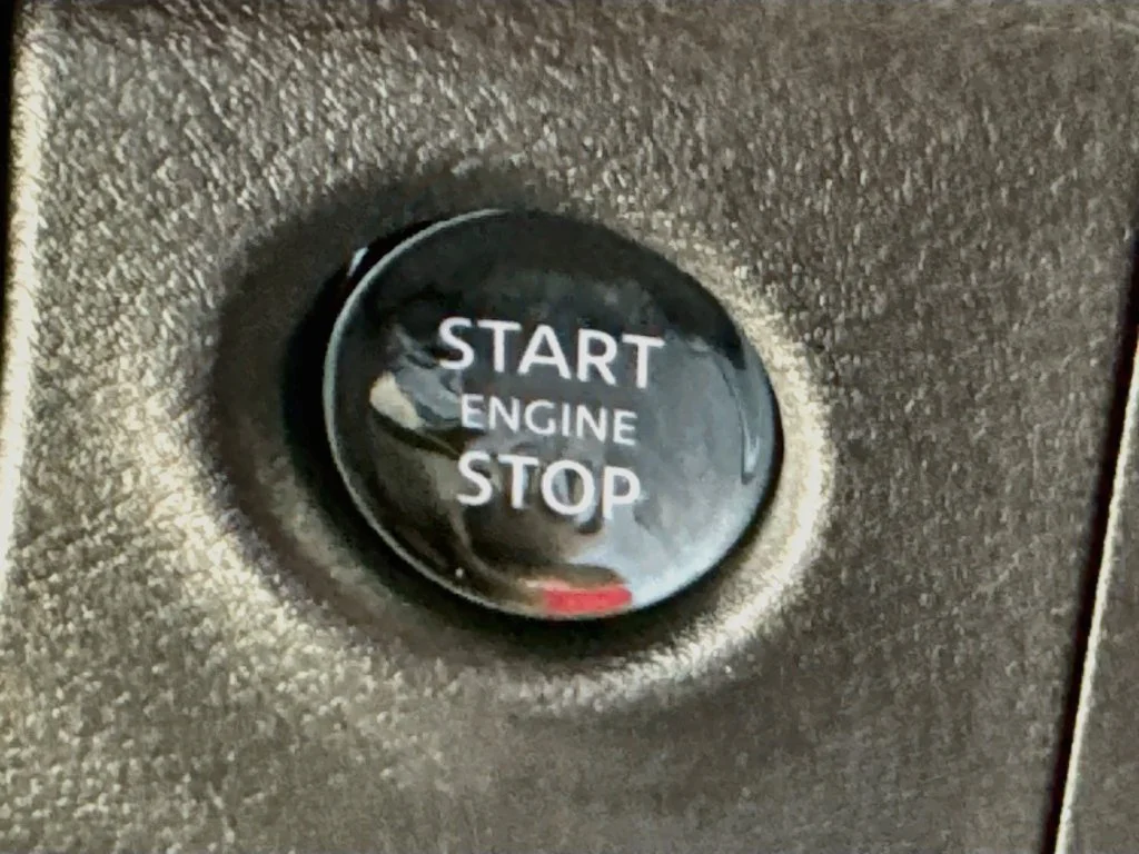 New 2027 Glacier White Nissan SV image 18