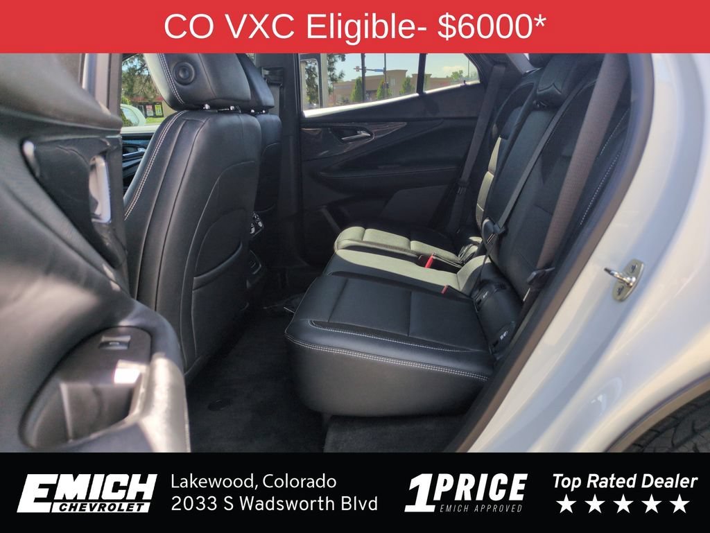 Used 2024 Summit White Chevrolet LT image 24