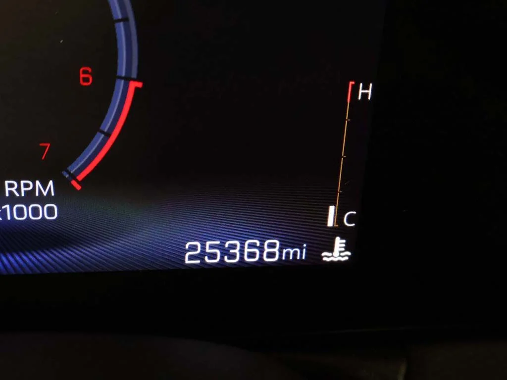 Used 2025 White Chevrolet LT image 36