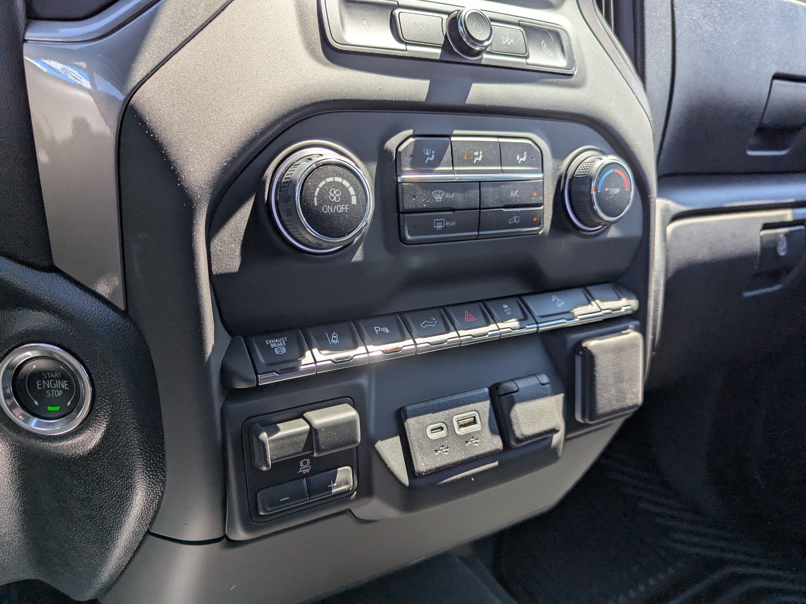 2026 Chevrolet Silverado 2500 HD Custom - Photo 21