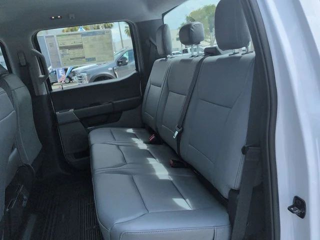 New 2026 Oxford White Ford F-250® XL image 14