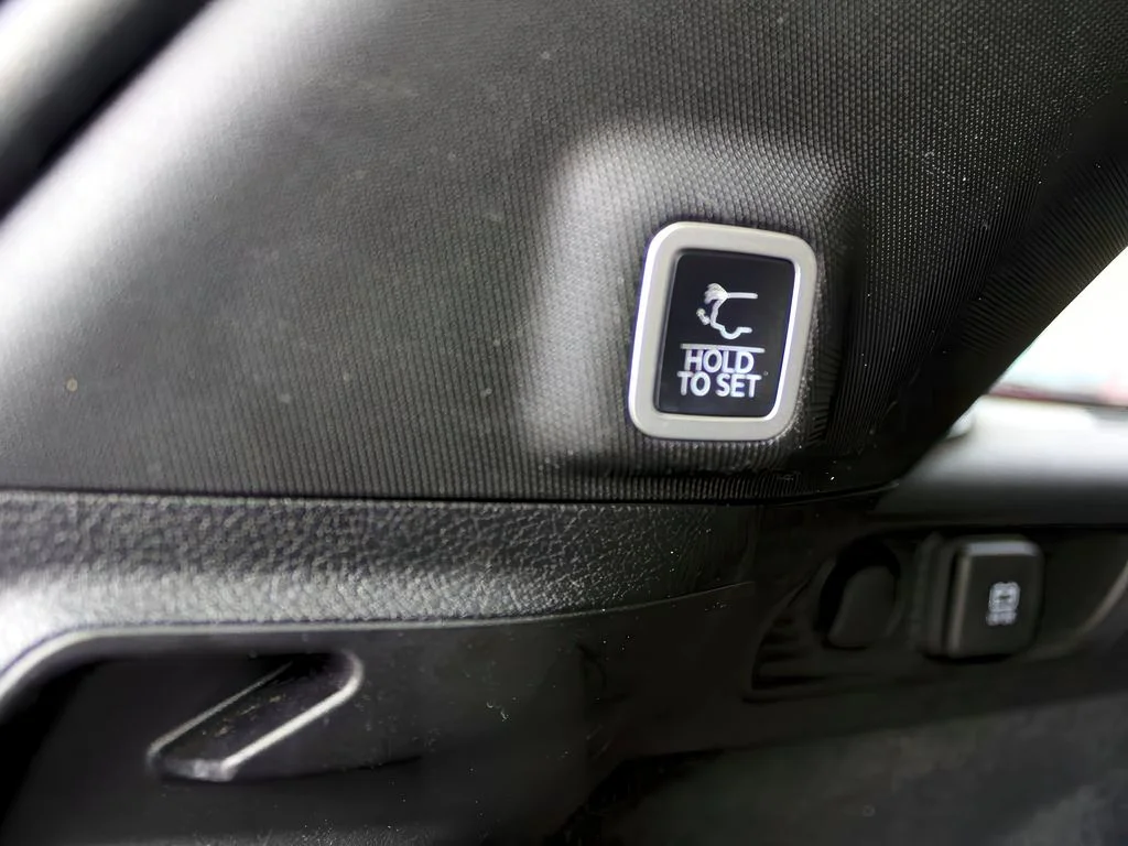 Used 2022 Bright White Clearcoat Jeep Overland image 11