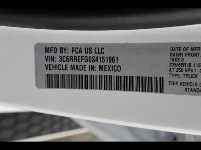 Used 2025 White Ram Big Horn/Lone Star image 31