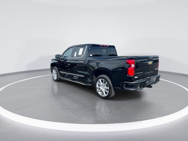Used 2025 Black Chevrolet High Country image 6