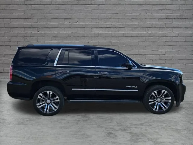 Used 2019 ONYX BLACK GMC Denali image 6
