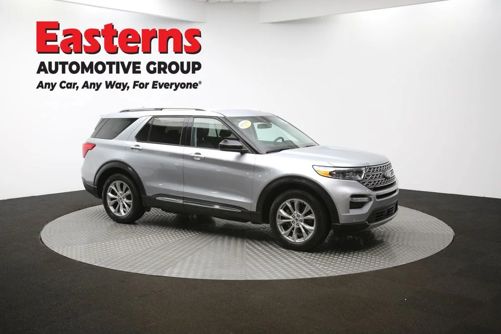 Used 2024 Silver Ford Limited image 48