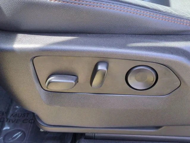 Used 2022 Blue GMC AT4 image 12