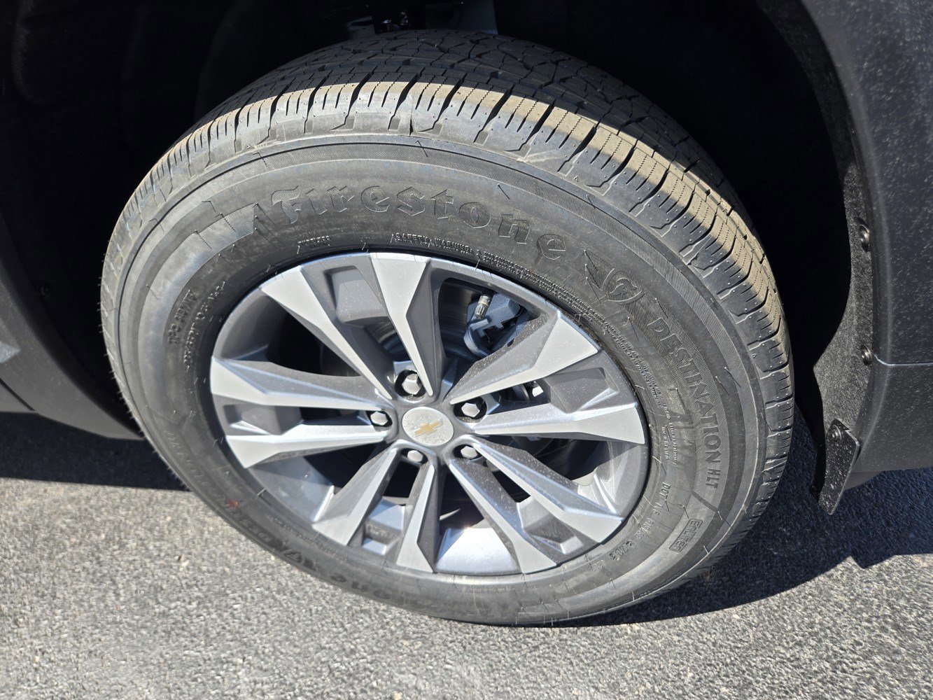 New 2026 Lakeshore Blue Metallic Chevrolet LT image 27