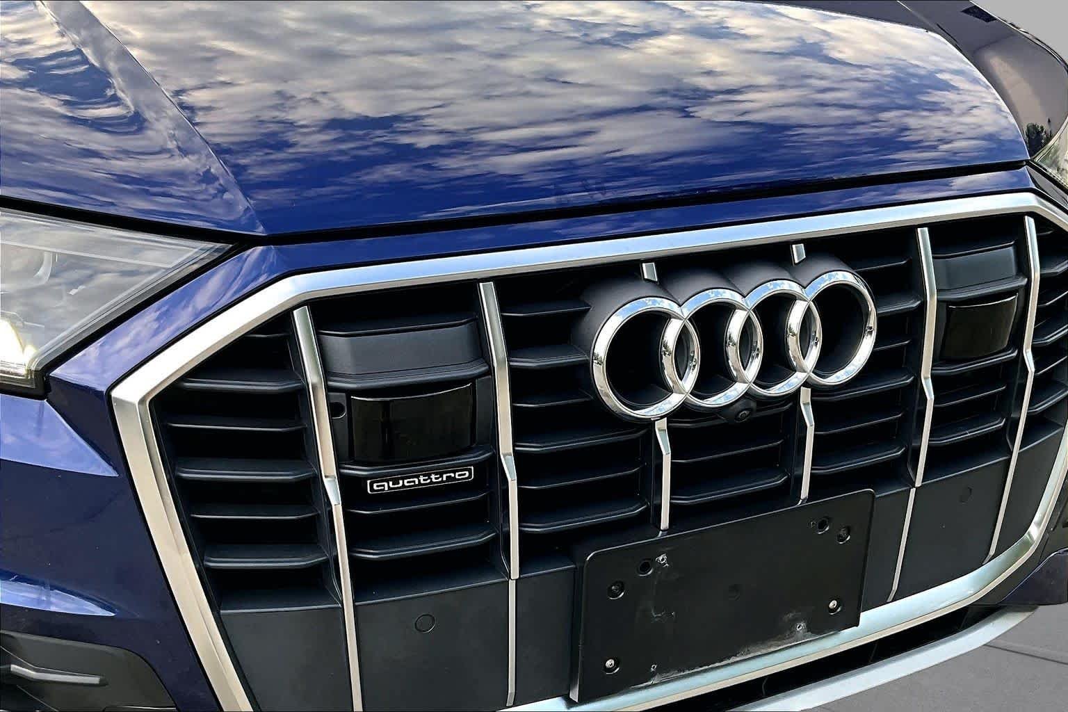 Used 2021 Navarra Blue Metallic Audi Prestige image 30