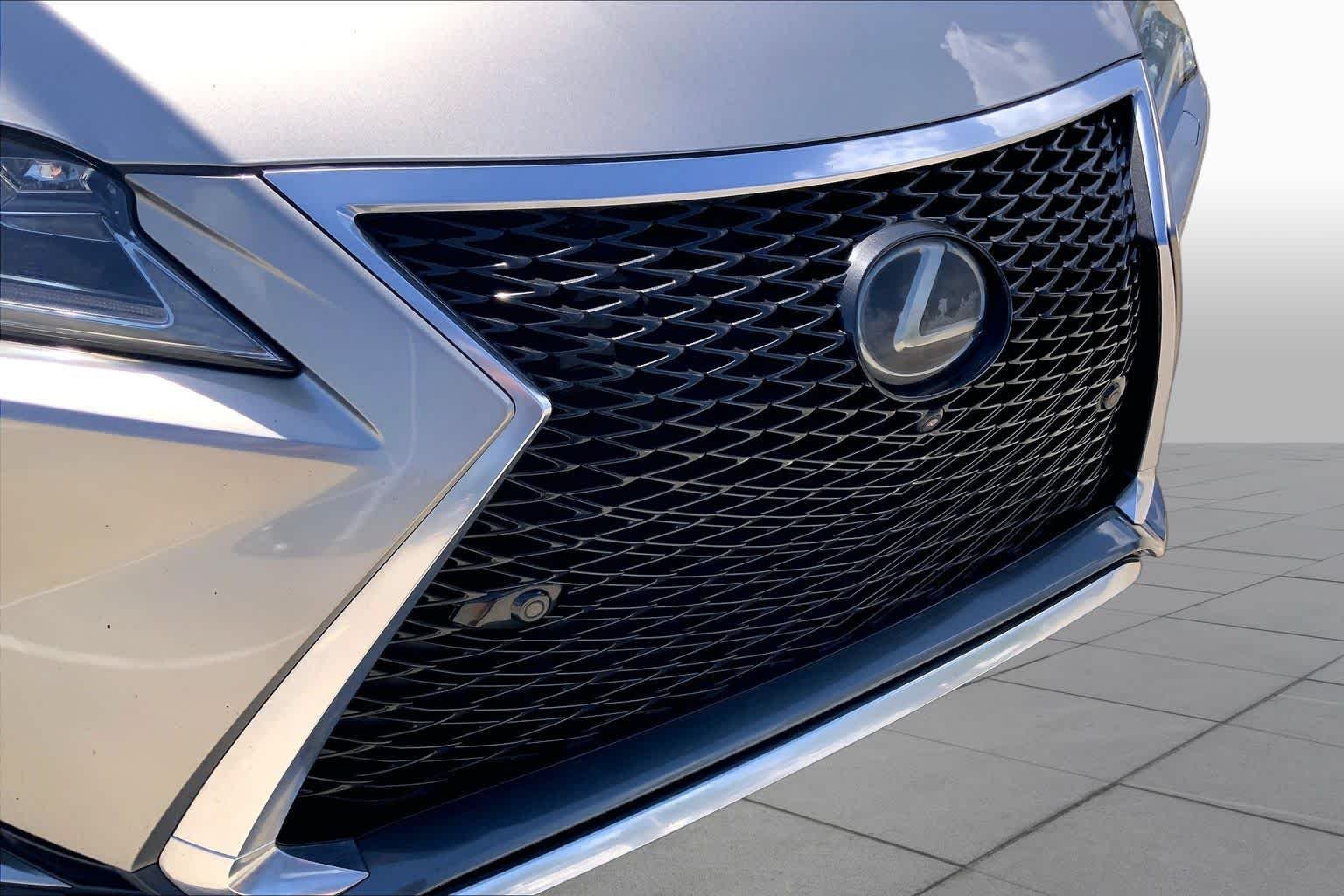 Used 2019 Atomic Silver Lexus F SPORT image 29