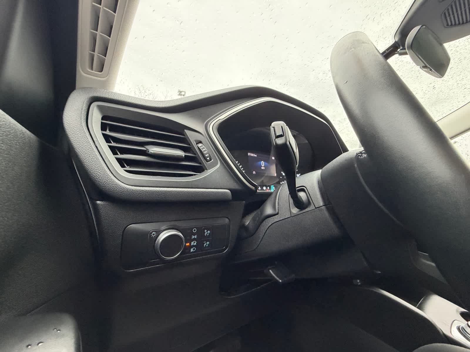 Used 2022 Star White Metallic Tri-Coat Ford SE image 37