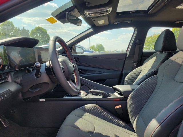 2025 Hyundai Elantra N Line - Photo 15